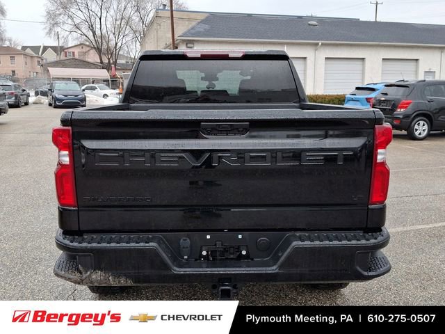 Certified 2022 Chevrolet Silverado 1500 LT Trail Boss w/ LPO, Dark Essentials Package image 6