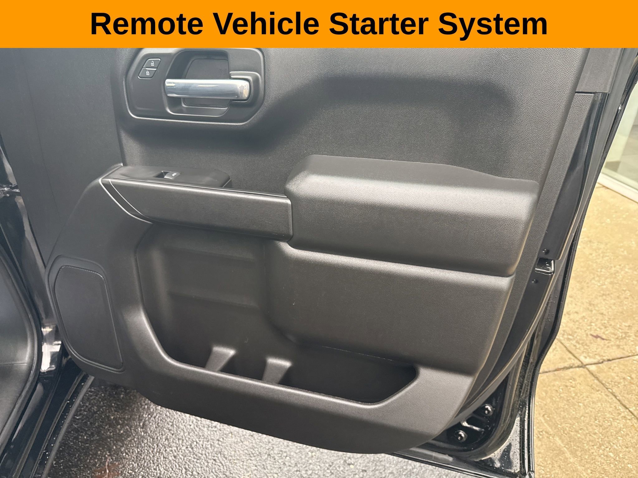 Used 2023 Chevrolet Silverado 1500 Custom image 18