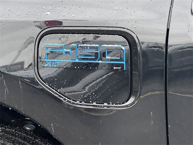 New 2025 Ford F150 Lightning XLT image 9