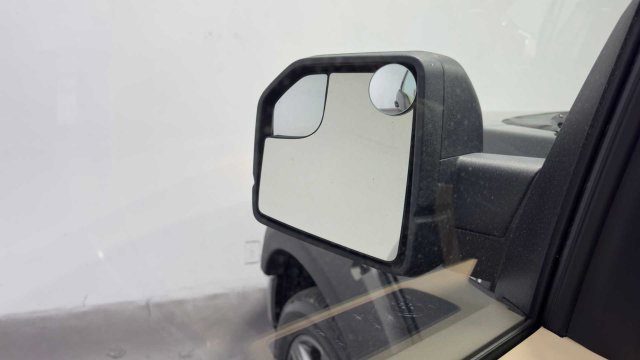 Used 2018 Ford F150 XLT w/ Trailer Tow Package RWD image 12