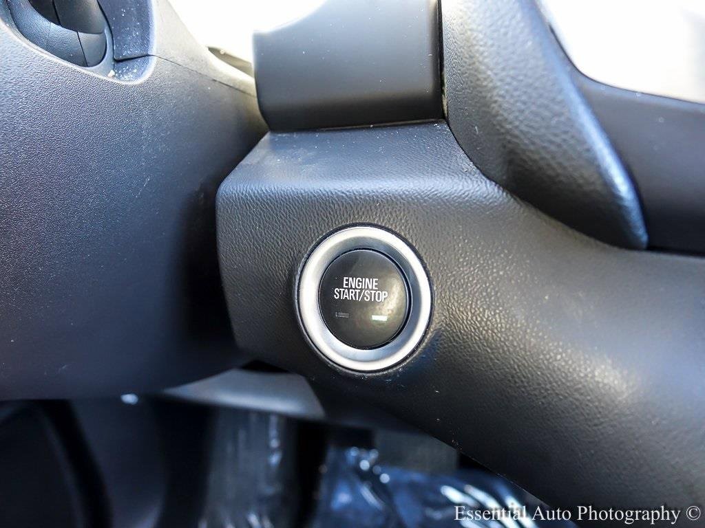 Used 2024 GMC Terrain SLT w/ Tech Package image 17