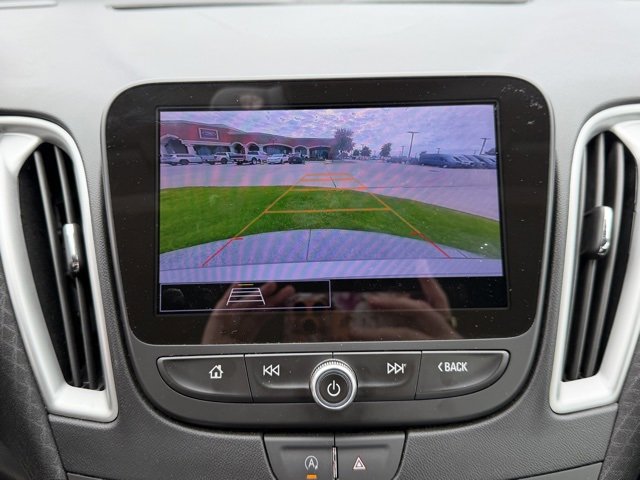 Used 2023 Chevrolet Malibu LT image 16