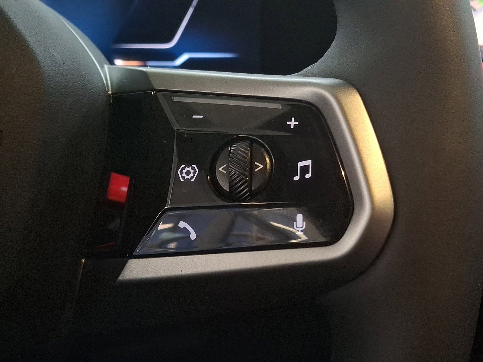 Used 2025 BMW i5 eDrive40i w/ M Sport Package image 18