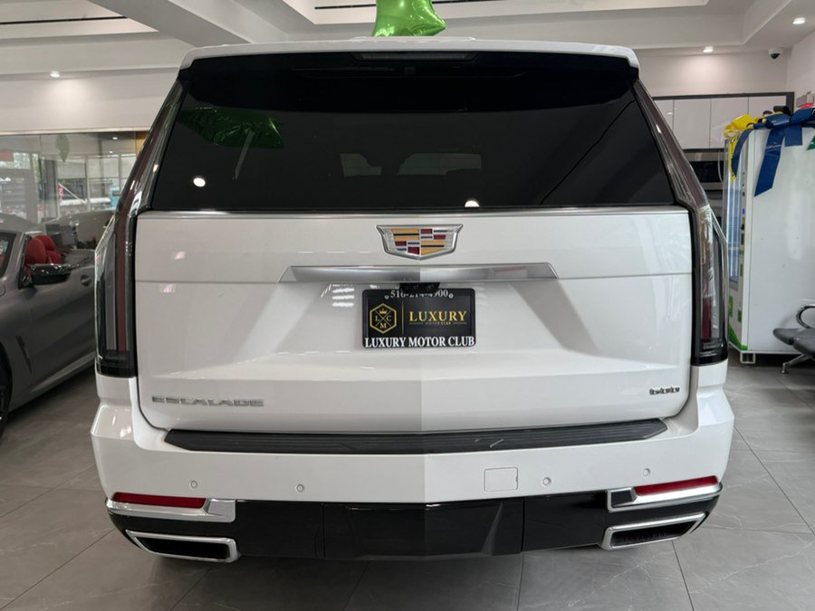 Used 2025 Cadillac Escalade Premium Luxury AWD/4WD image 7
