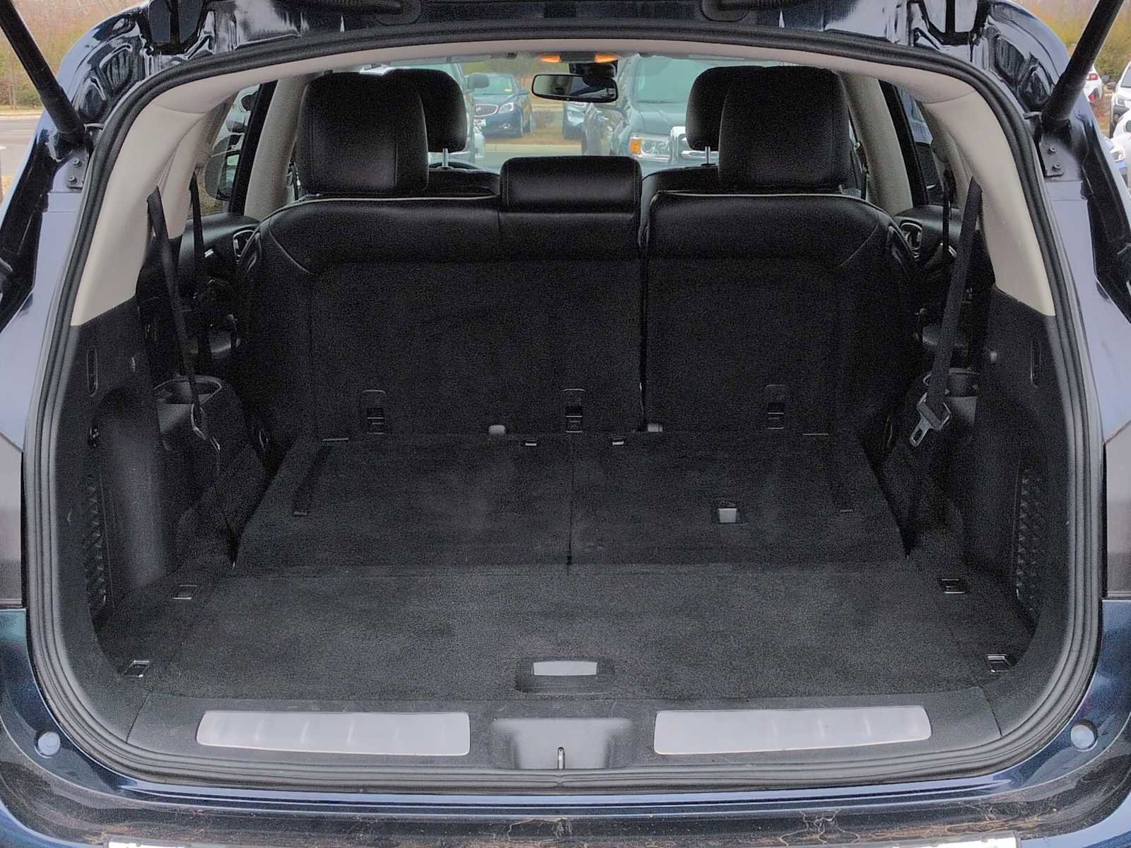 Used 2017 INFINITI QX60 FWD w/ Premium Plus Package image 36