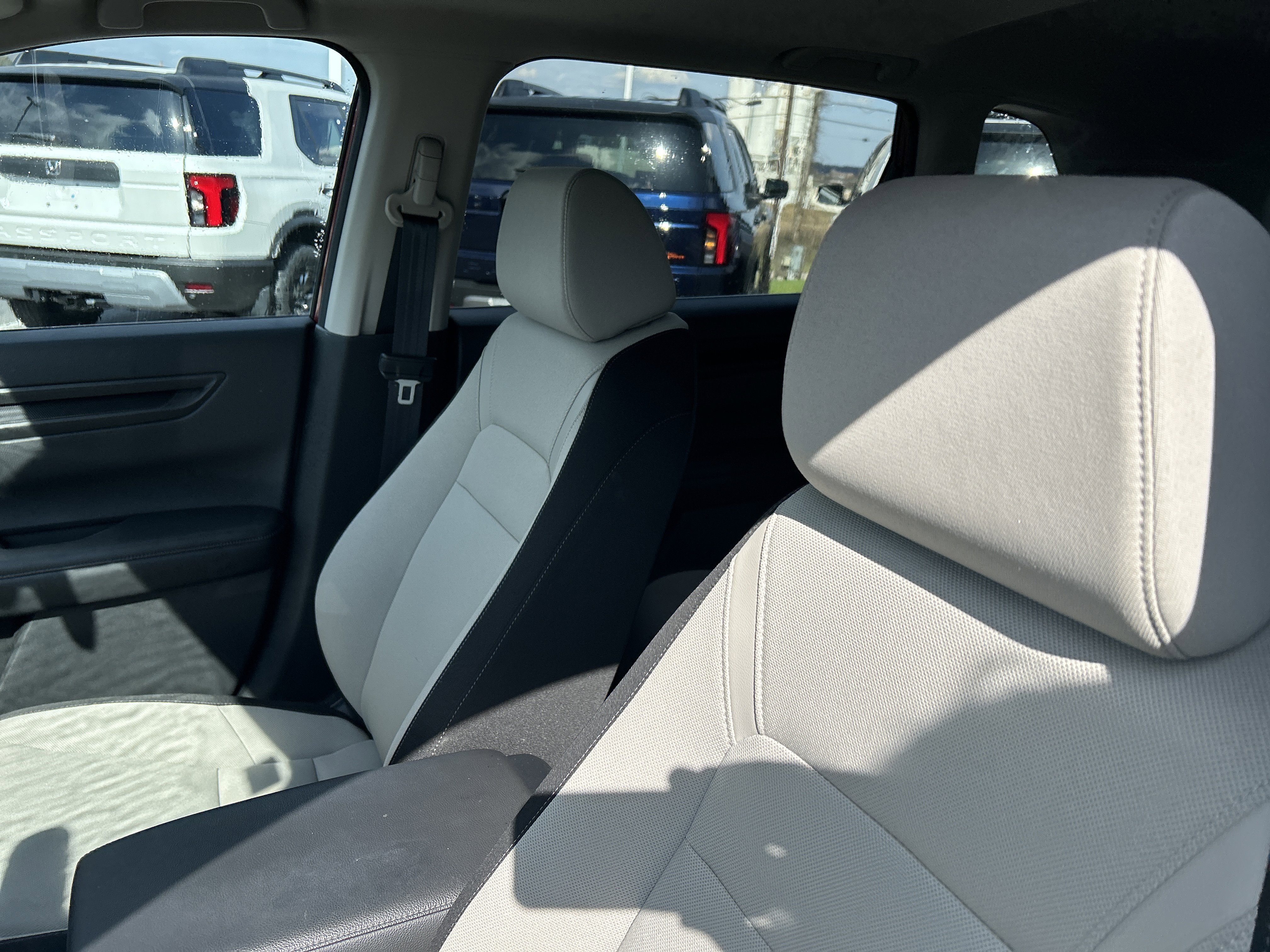 Certified 2023 Honda CR-V EX image 33