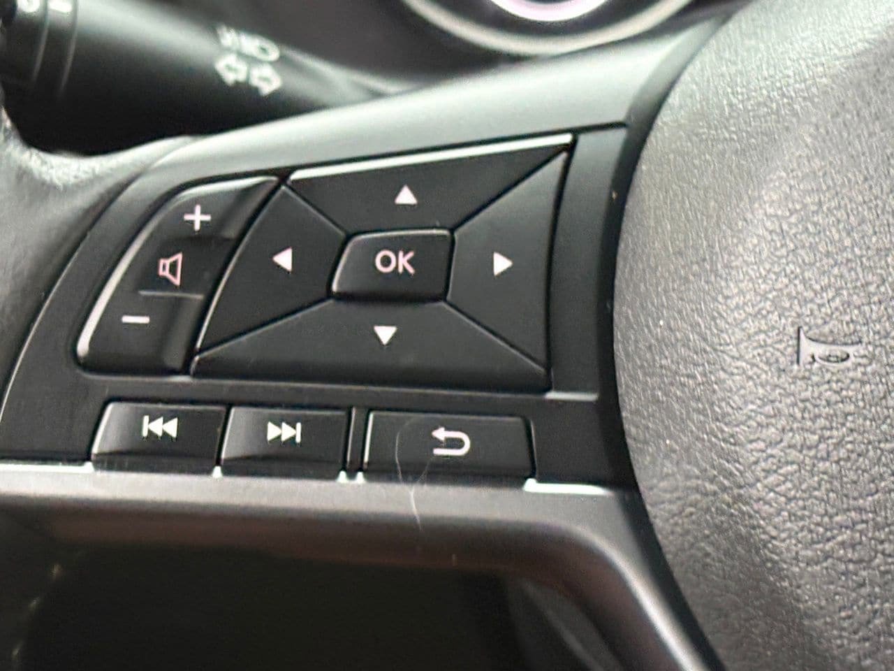 Certified 2024 Nissan Sentra SV w/ All-Weather Package FWD image 21