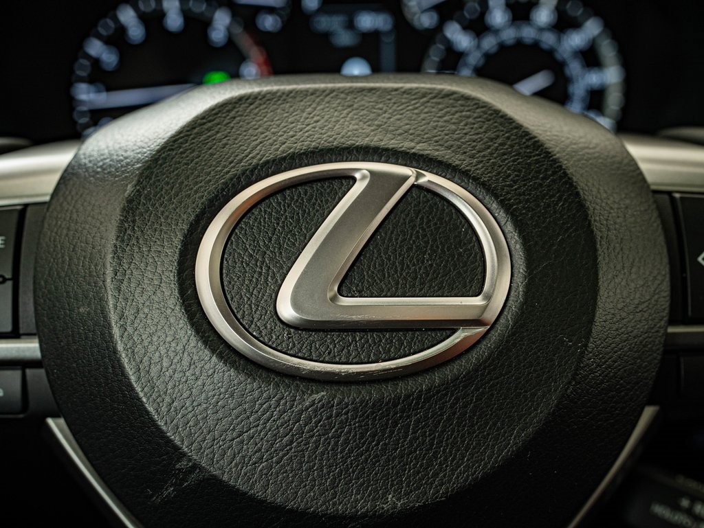 Used 2023 Lexus GX 460 Premium w/ Premium Package image 26