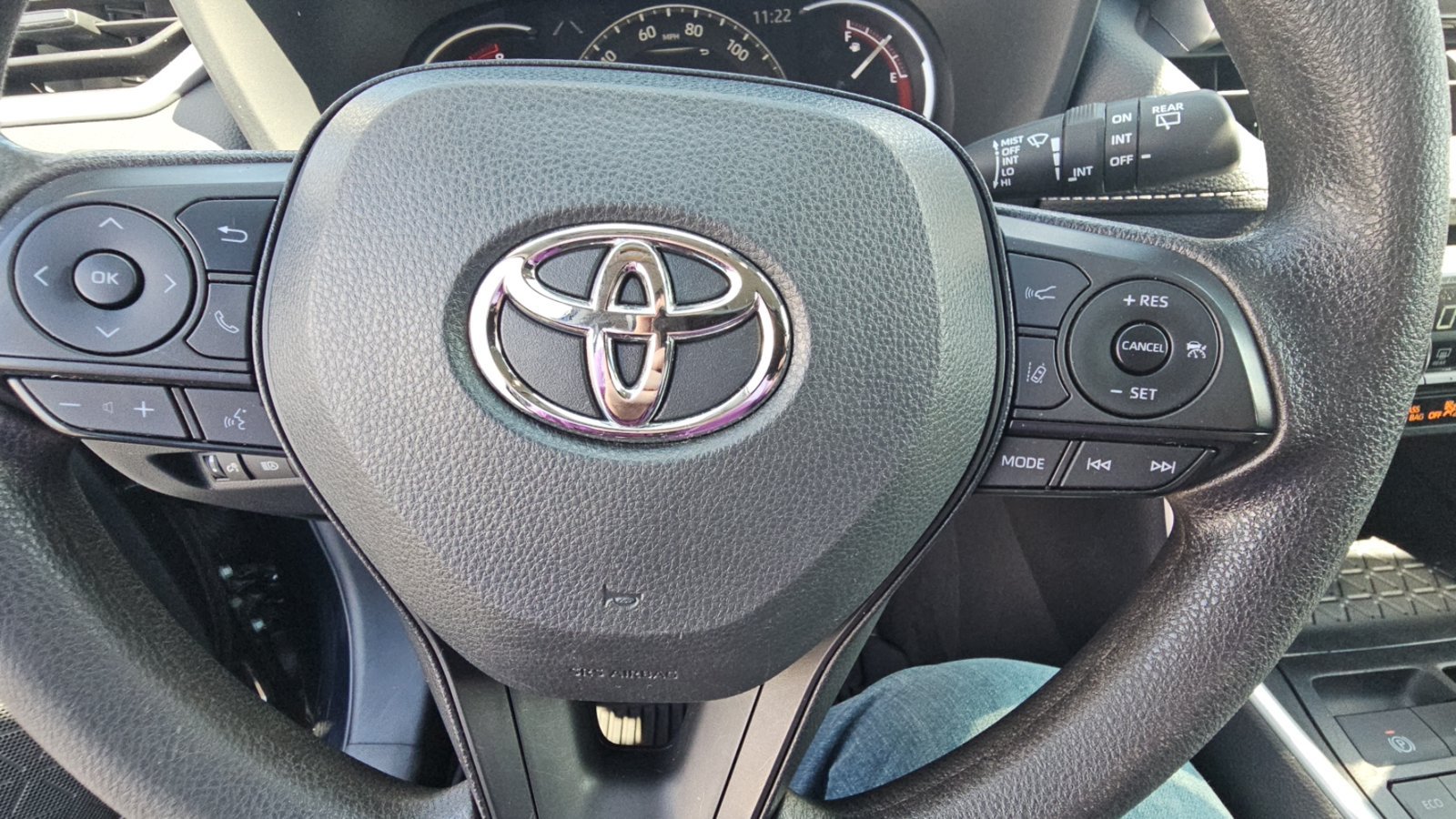 Certified 2025 Toyota RAV4 XLE AWD/4WD image 12