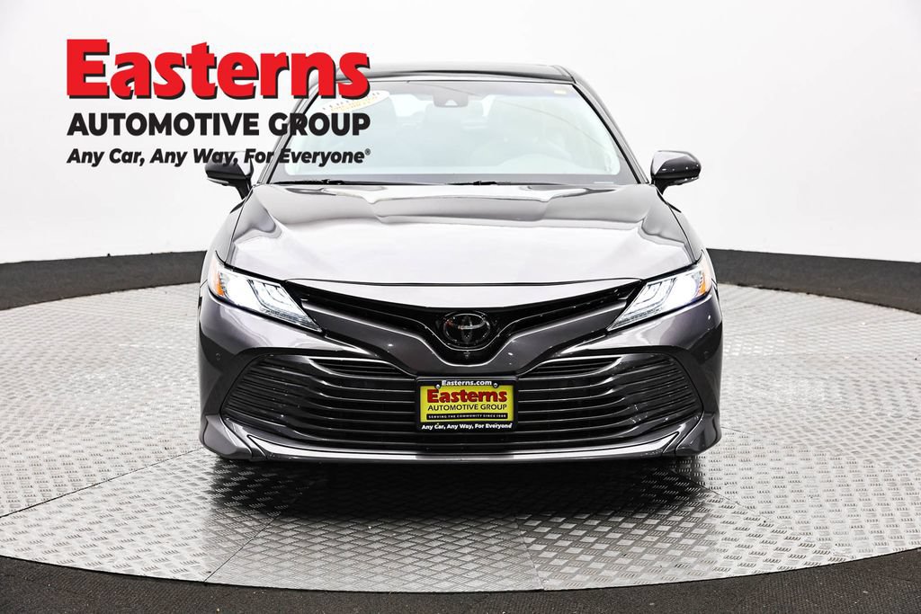 Used 2018 Toyota Camry XLE w/ Driver Assist Package FWD image 2