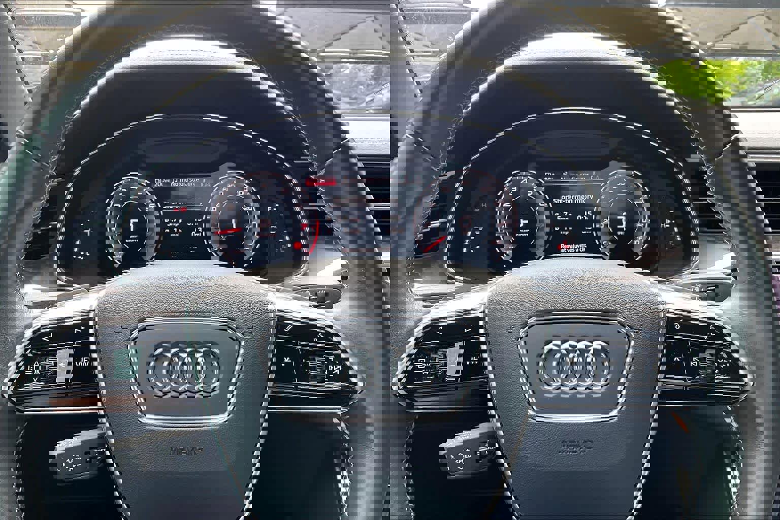 Used 2023 Audi A6 Premium Plus w/ Premium Plus Package image 31