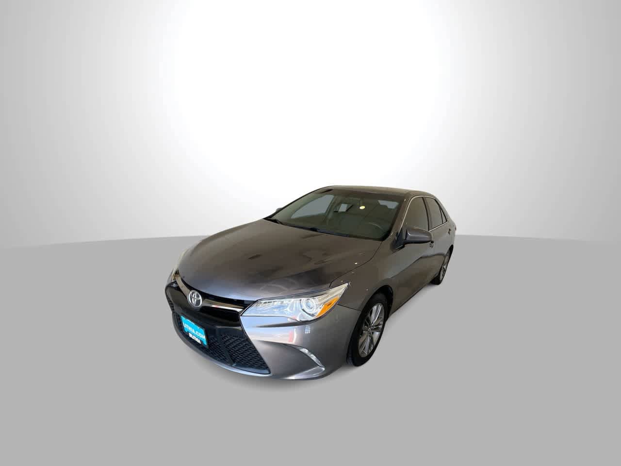 Used 2016 Toyota Camry SE FWD image 4