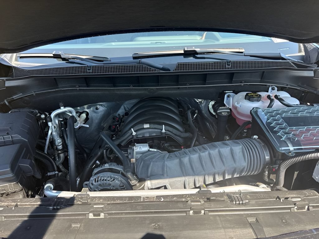 Used 2026 Chevrolet Suburban High Country RWD image 37