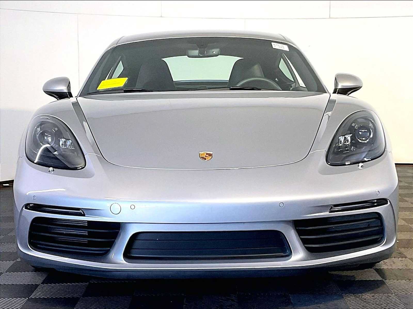 Certified 2024 Porsche 718 Cayman RWD image 10