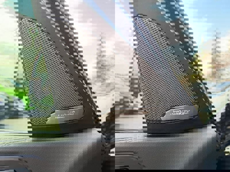 Used 2024 BMW X6 xDrive40i w/ Premium Package image 10