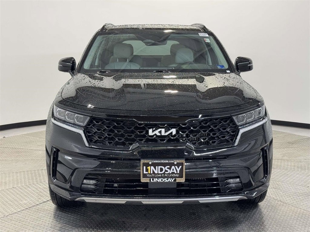 Used 2023 Kia Sorento SX image 2