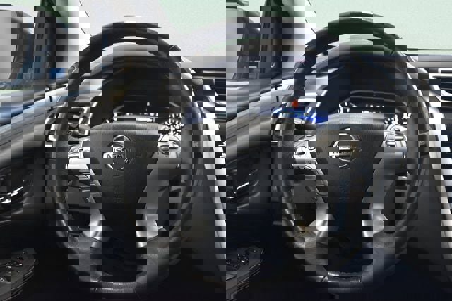 Used 2018 Nissan Murano SV image 26