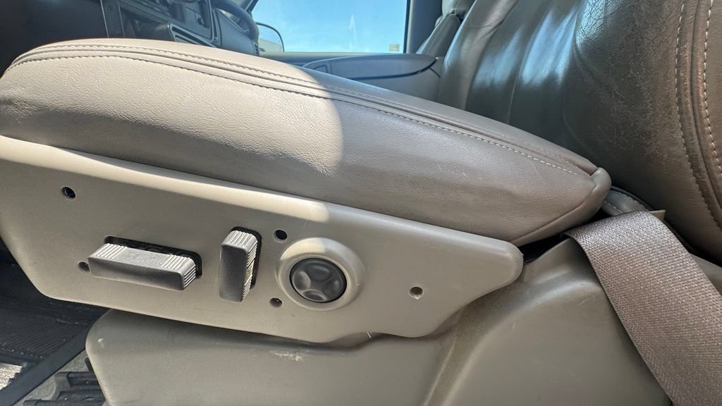 Used 2004 GMC Yukon XL Denali AWD/4WD image 21