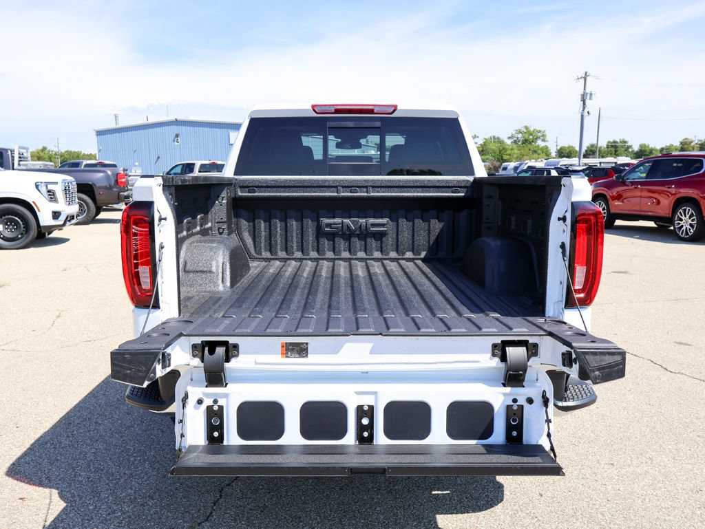 New 2026 GMC Sierra 1500 SLT w/ SLT Premium Plus Package AWD/4WD image 5