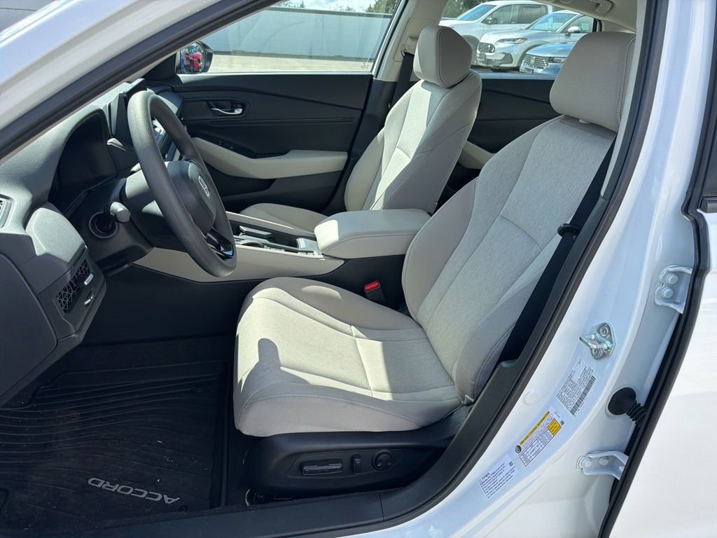 Used 2024 Honda Accord EX image 7
