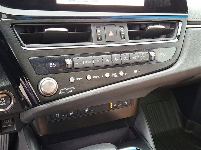 Used 2023 Lexus ES 350 350 w/ Premium Package image 12