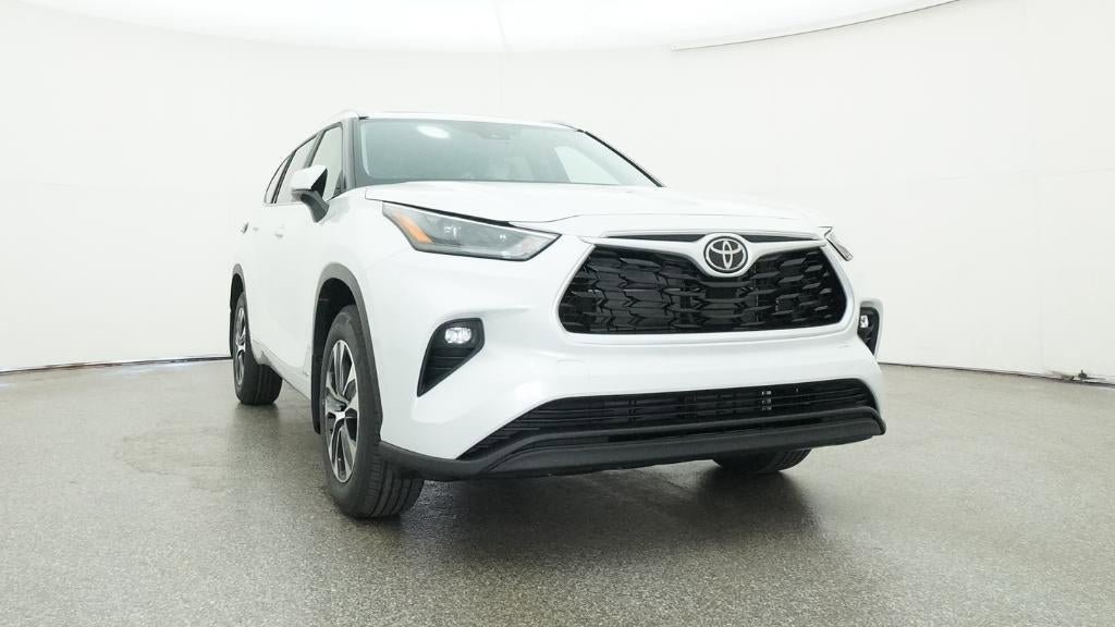 New 2026 Toyota Highlander XLE AWD/4WD image 30