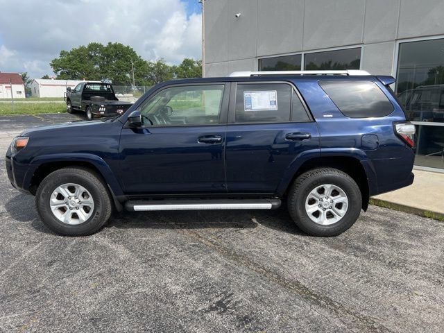 Used 2018 Toyota 4Runner SR5 w/ Wilderness Package image 8