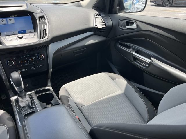 Used 2018 Ford Escape SE w/ SE Sync 3 Package FWD image 13