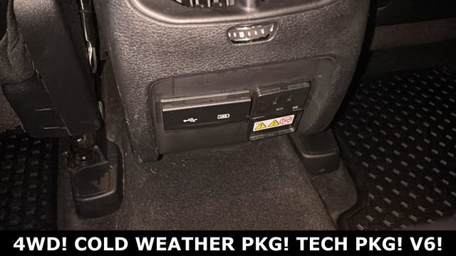 Used 2019 Jeep Cherokee Trailhawk w/ Cold Weather Group image 8