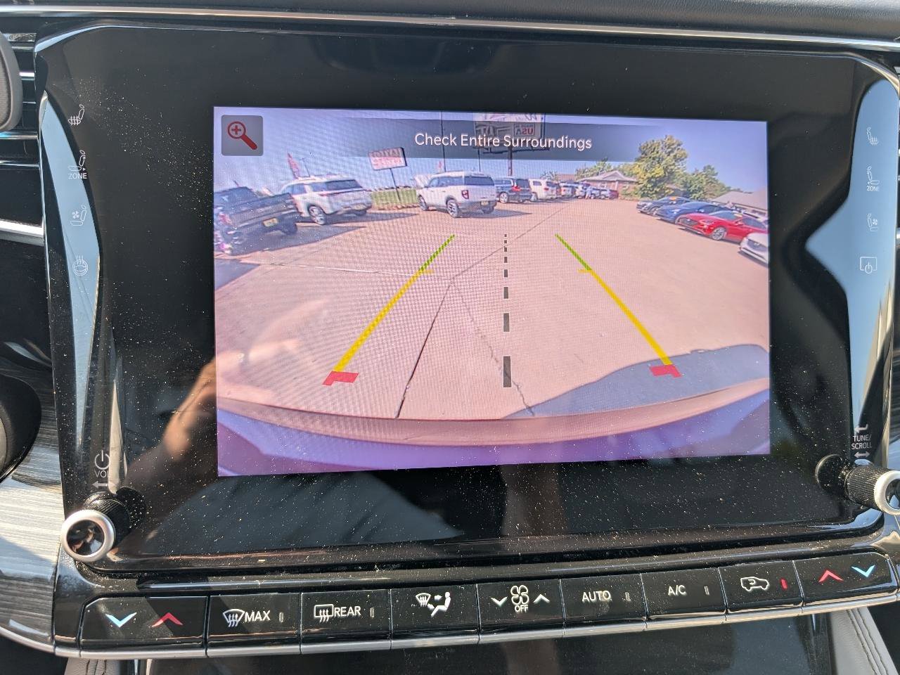 Used 2022 Jeep Wagoneer Series II AWD/4WD image 24