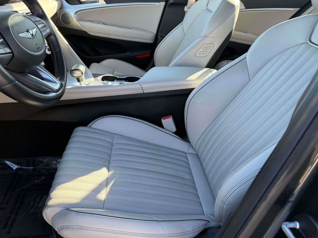 Used 2023 Genesis G70 2.0T w/ Sport Prestige Package image 20