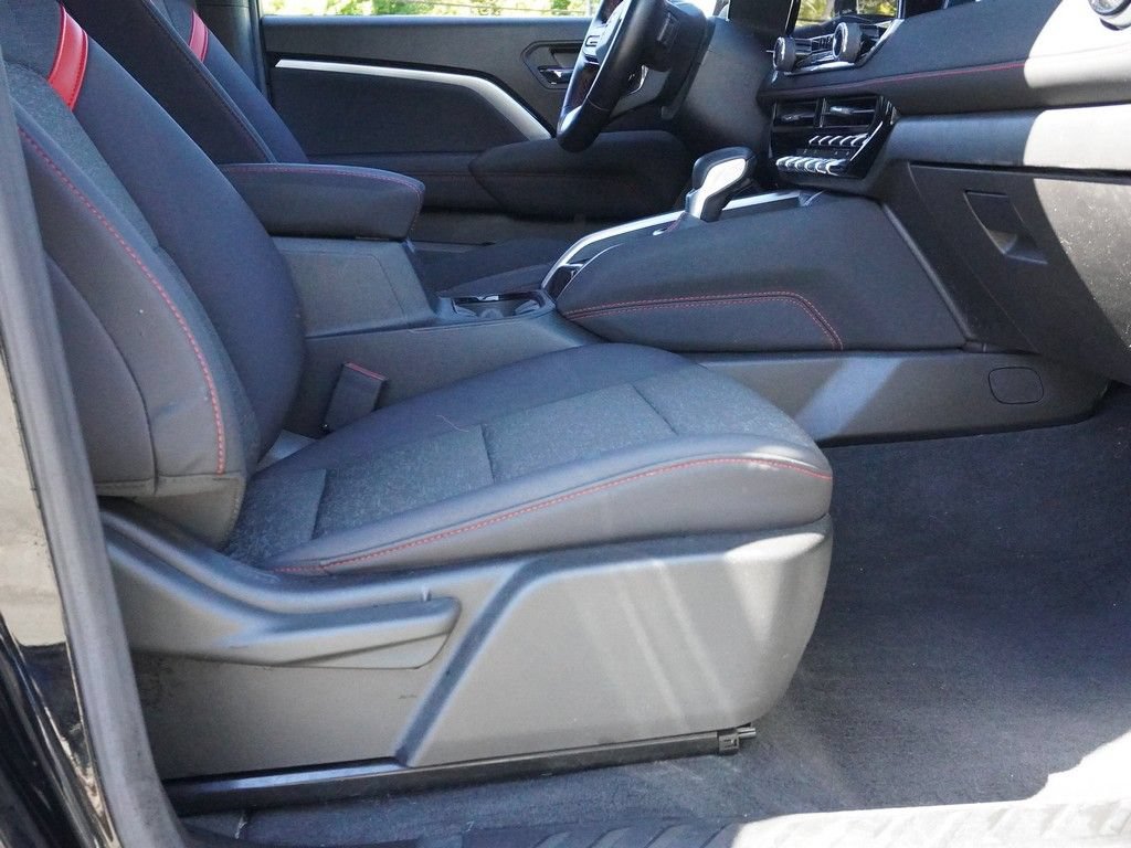 Used 2024 Chevrolet Colorado Z71 w/ Z71 Convenience Package 2 AWD/4WD image 30