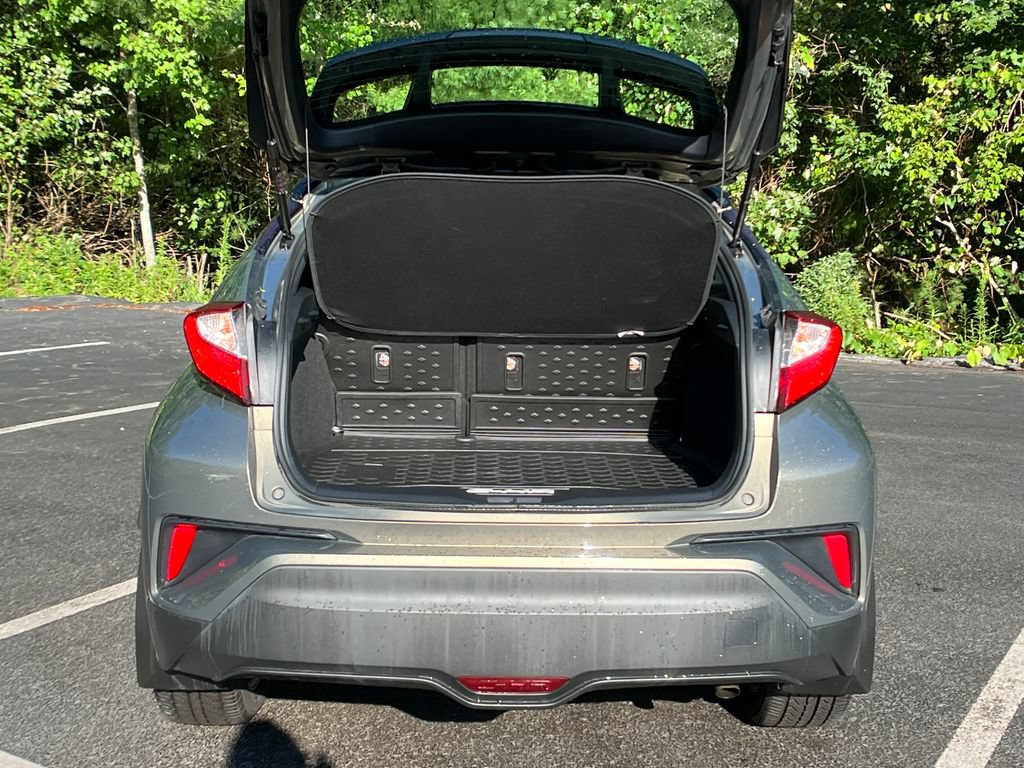 Used 2021 Toyota C-HR Limited FWD image 22