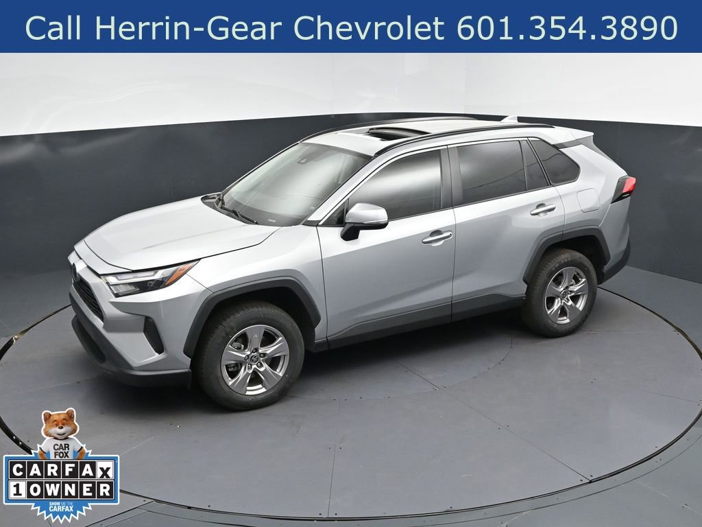 Used 2023 Toyota RAV4 XLE w/ Convenience Package FWD image 31