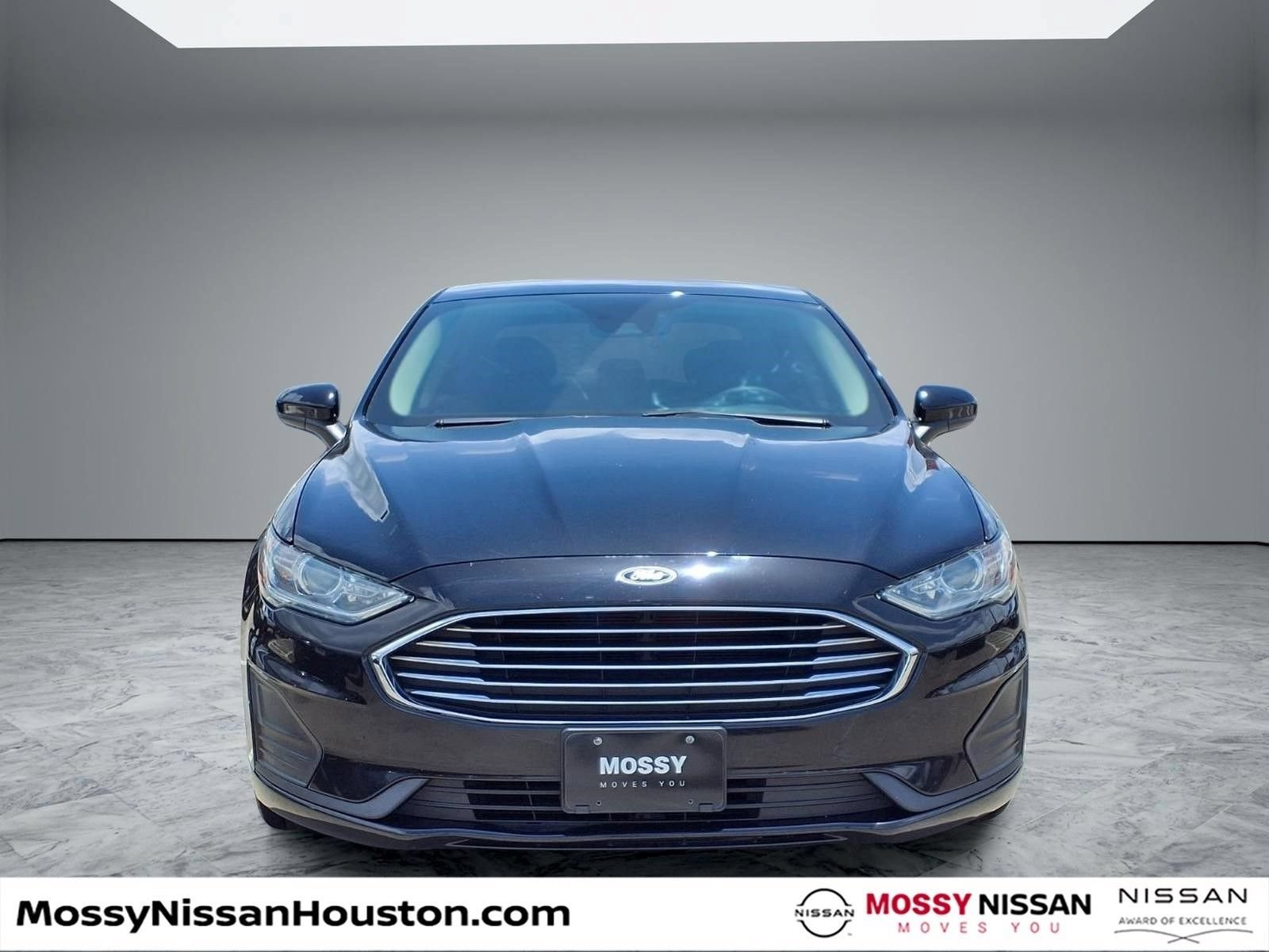 Used 2020 Ford Fusion SE FWD image 3