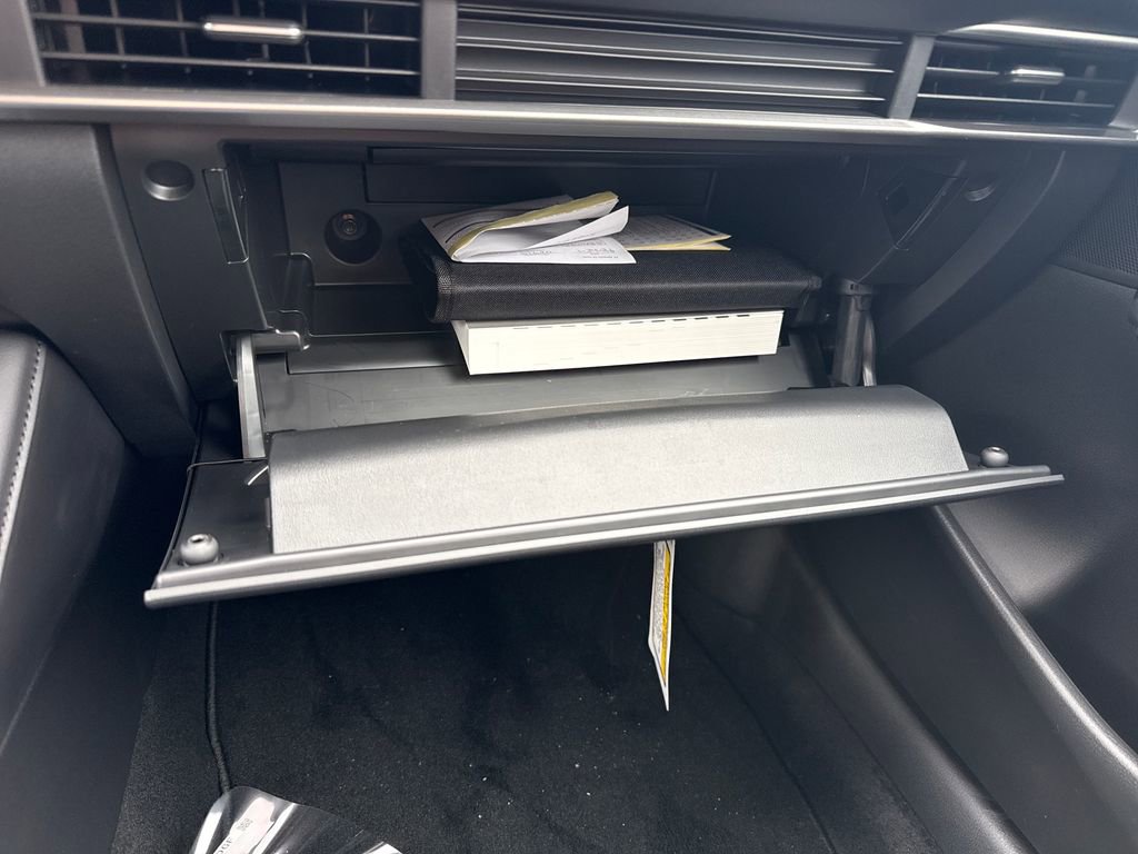 New 2026 MAZDA MAZDA3 2.5 S Sedan w/ Preferred Pkg image 31