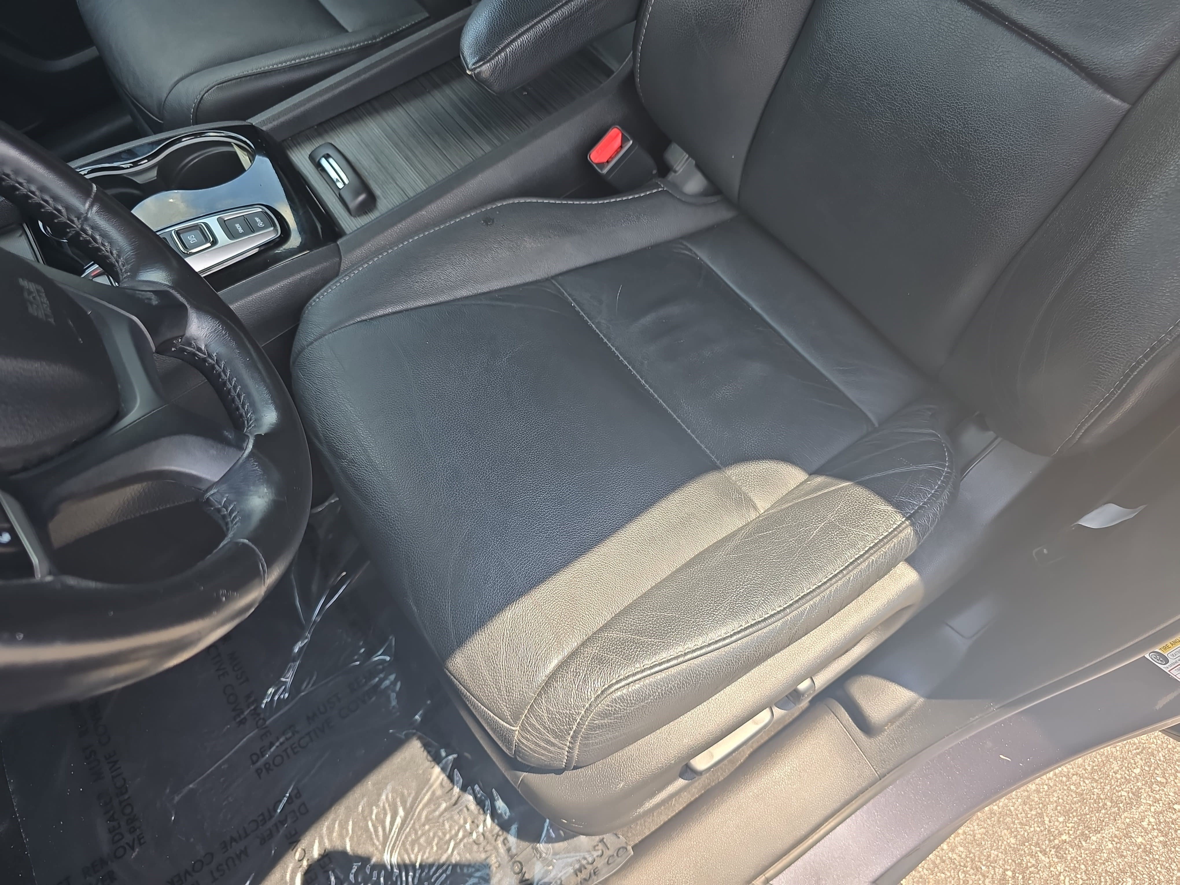 Used 2019 Honda Pilot Touring image 17