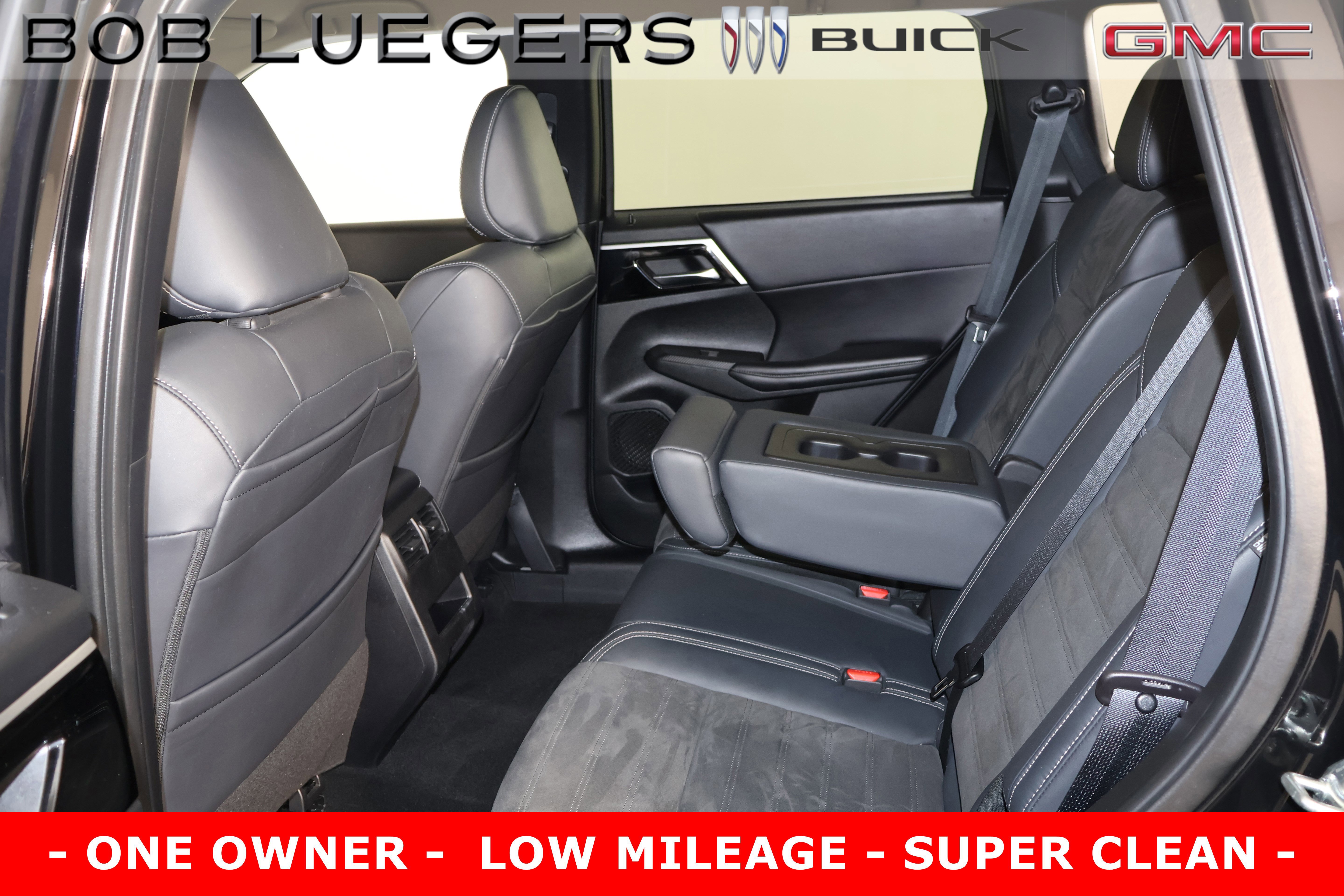 Used 2022 Mitsubishi Outlander SE image 13