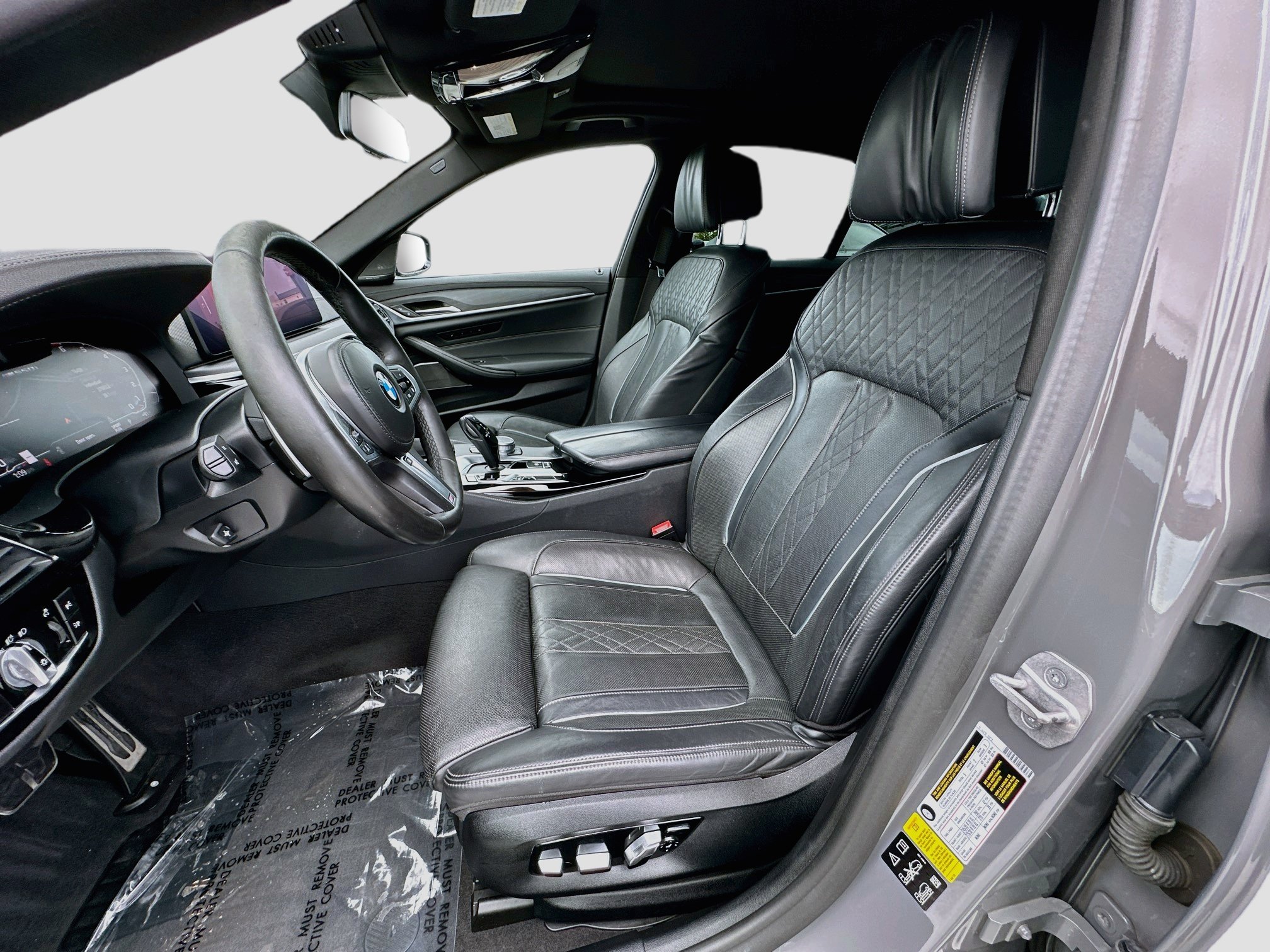Used 2021 BMW M550i xDrive AWD/4WD image 22