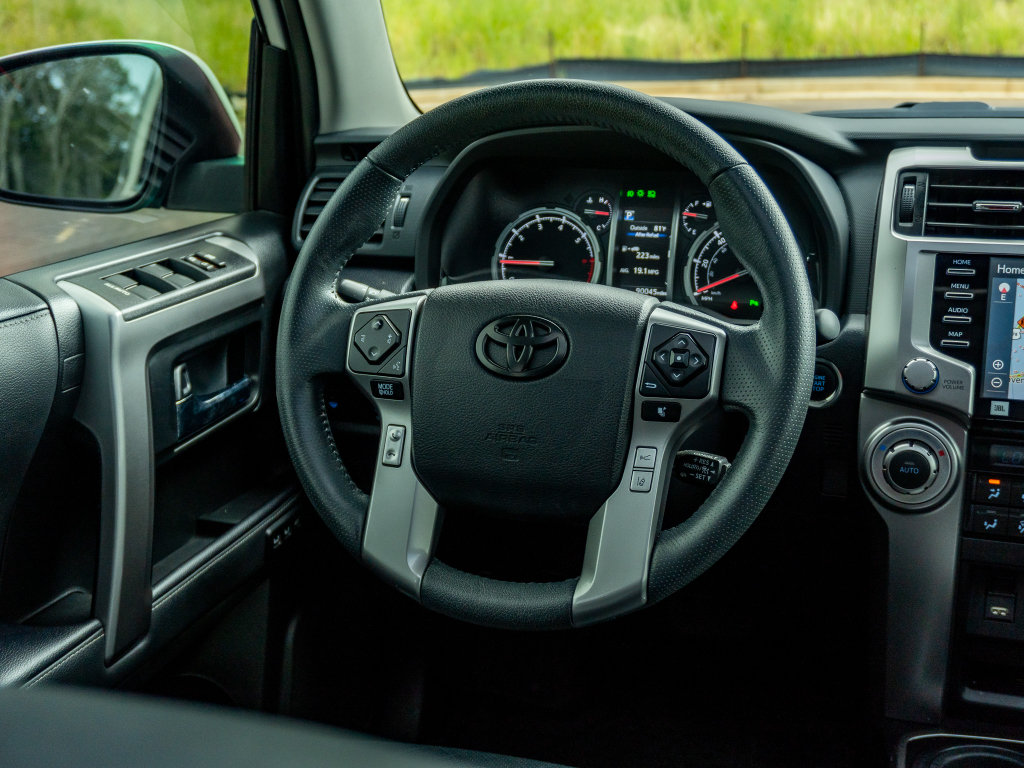 Used 2020 Toyota 4Runner Limited RWD image 22