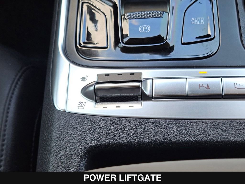 Used 2025 Kia Carnival SX FWD image 23