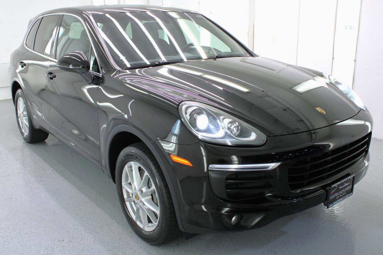 Used 2016 Porsche Cayenne image 10