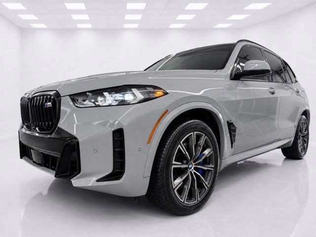 Used 2024 BMW X5 xDrive40i w/ M Sport Package AWD/4WD image 4