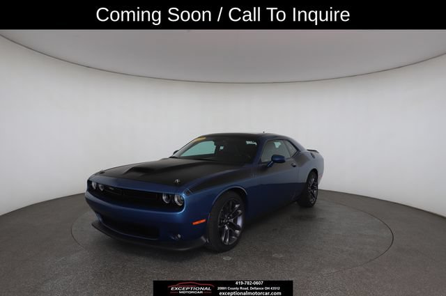 Used 2023 Dodge Challenger R/T w/ T/A Package RWD image 2