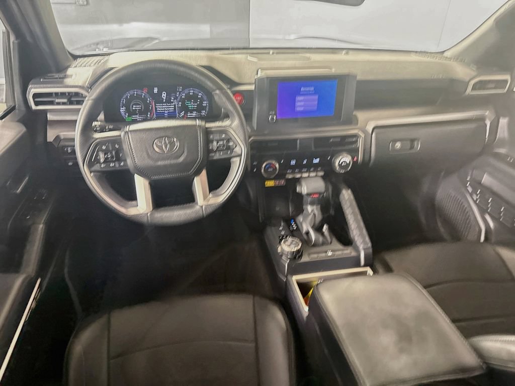 Certified 2025 Toyota 4Runner TRD Off-Road AWD/4WD image 22