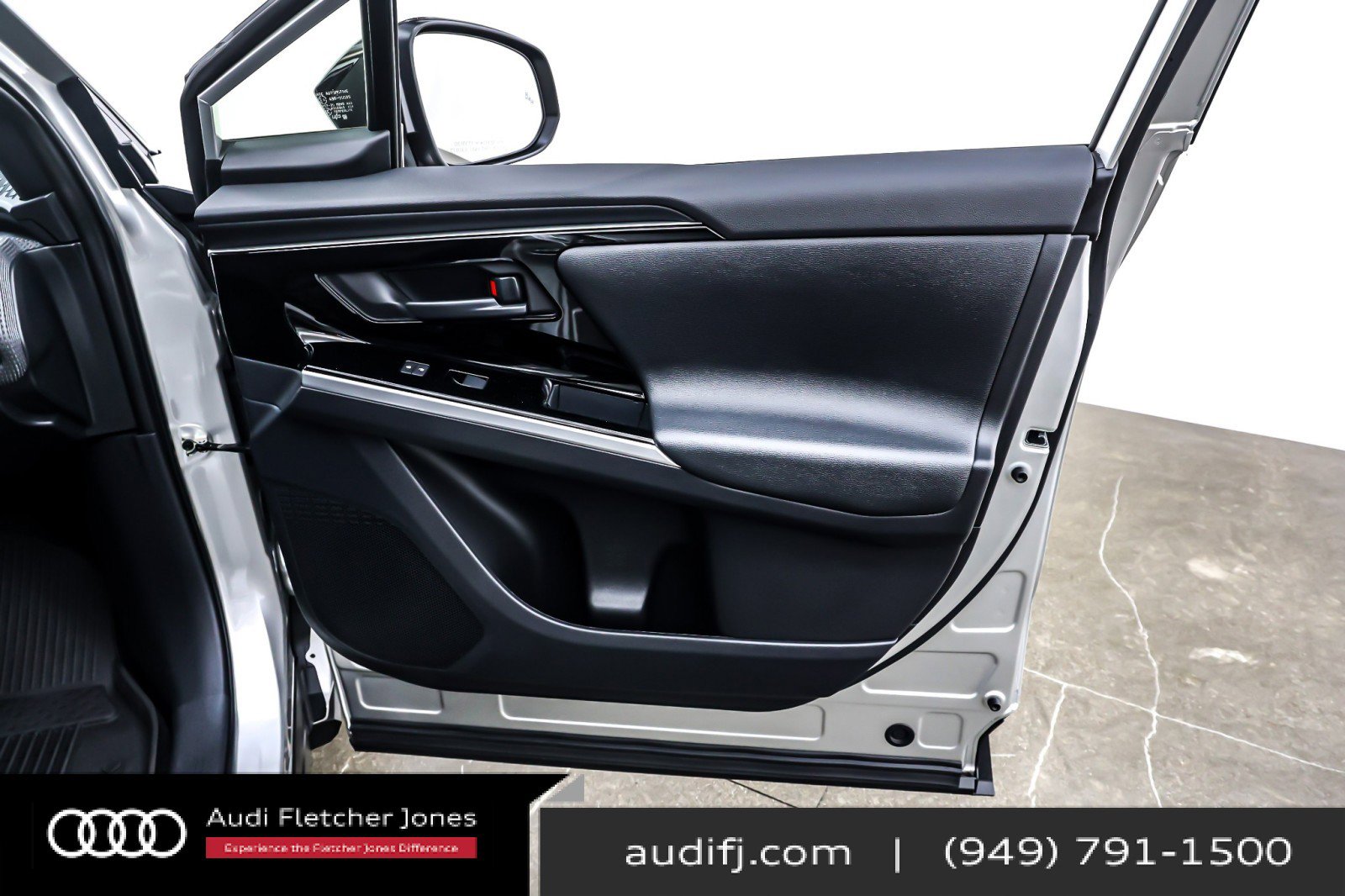 Used 2024 Toyota bZ4X FWD image 22