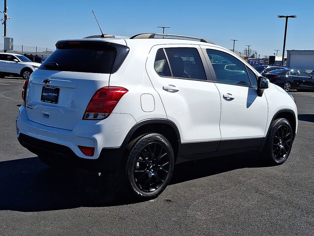 Used 2022 Chevrolet Trax LT w/ Sport Edition AWD/4WD image 6