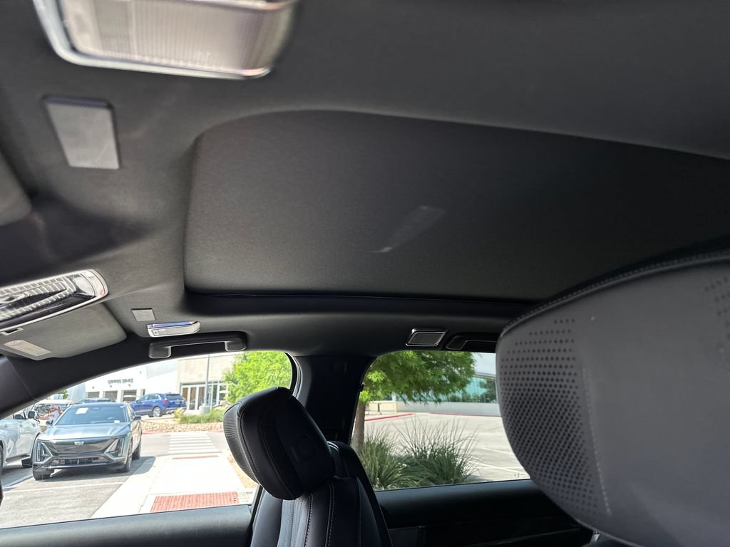 Used 2026 Cadillac Vistiq Sport w/ LPO, Floor Liner Package AWD/4WD image 29
