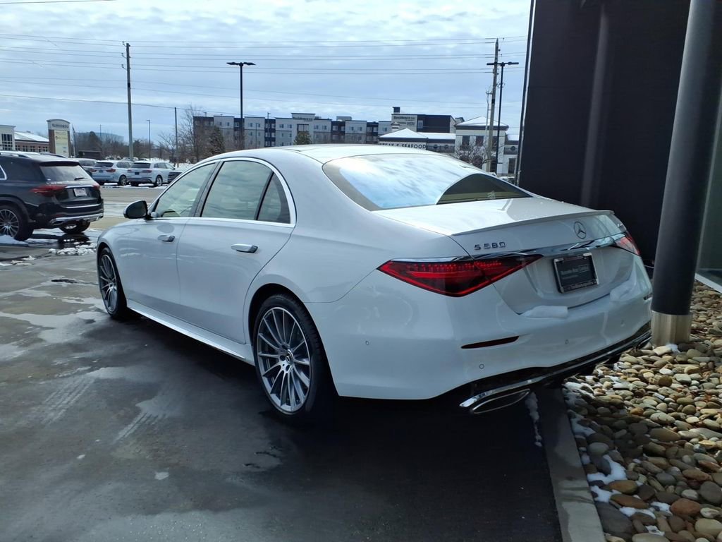 Certified 2025 Mercedes-Benz S 580 4MATIC Sedan image 4