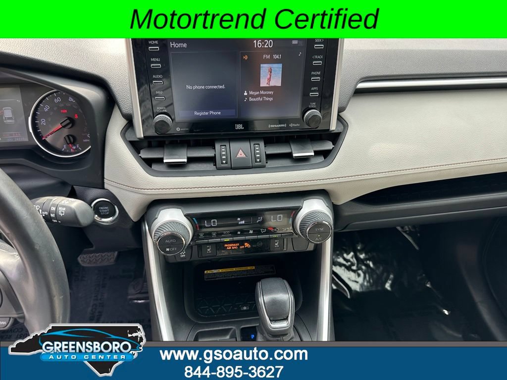 Used 2019 Toyota RAV4 XLE Premium AWD/4WD image 28